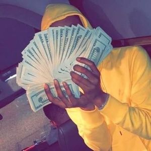 Meet your Posher, Hoodrich